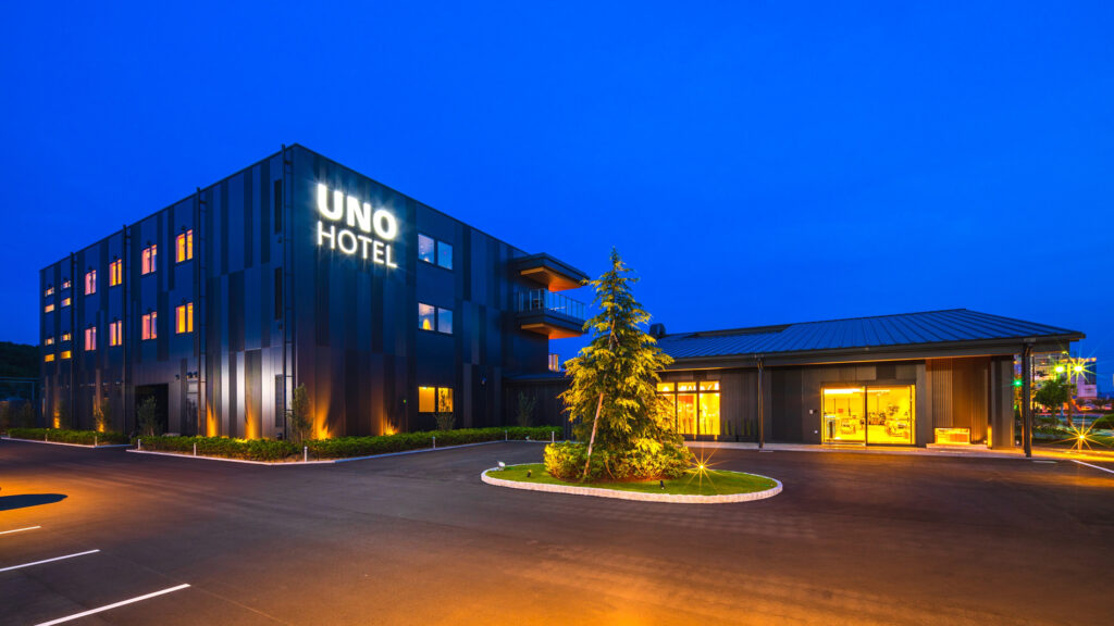 UNO HOTEL宿泊:結婚記念日を優雅に祝うフレンチフルコース『Mille mercis』プラン – 瀬戸内レストランBLUNO