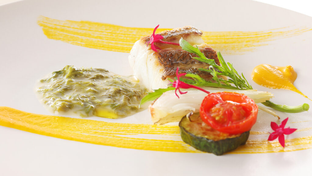 お魚料理：結婚記念日を優雅に祝うフレンチフルコース『Mille mercis』プラン – 瀬戸内レストランBLUNO