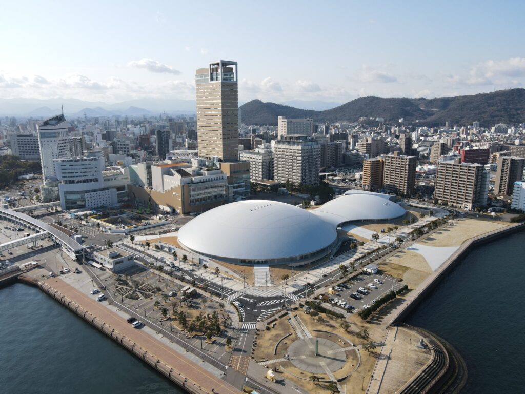 世界的建築賞「ベルサイユ賞（スポーツ部門 最優秀賞）」を受賞したあなぶきアリーナ香川（香川県立アリーナ）